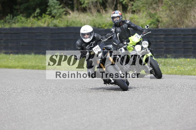/53 16.09.2025 Track Day Domi Aegerter ADR/Gruppe gelb/28